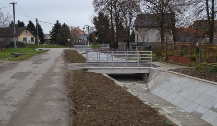 Slávnostné odovzdanie odvodňovacieho jarku - Projekt Interreg